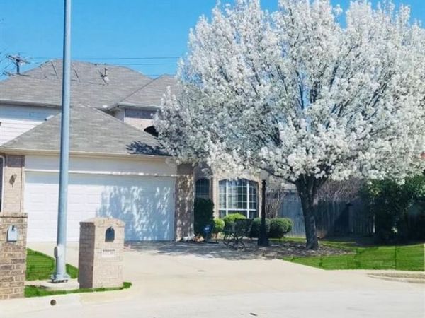 10236 Sourwood Drive, Fort Worth, TX 76244