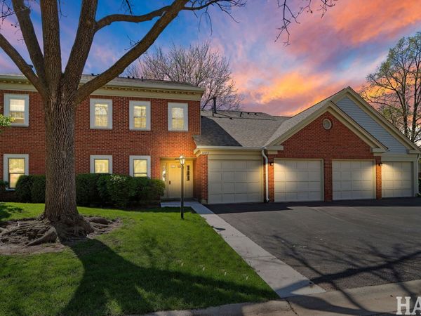 Unit D1, Wheeling, IL 60090