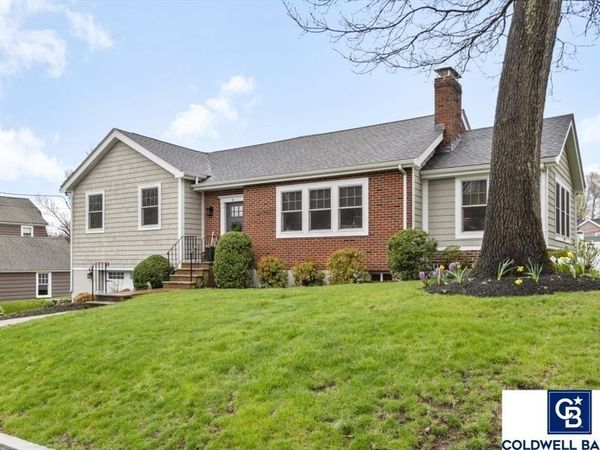 6 Risley Rd, Unit 1, Winchester, MA 01890