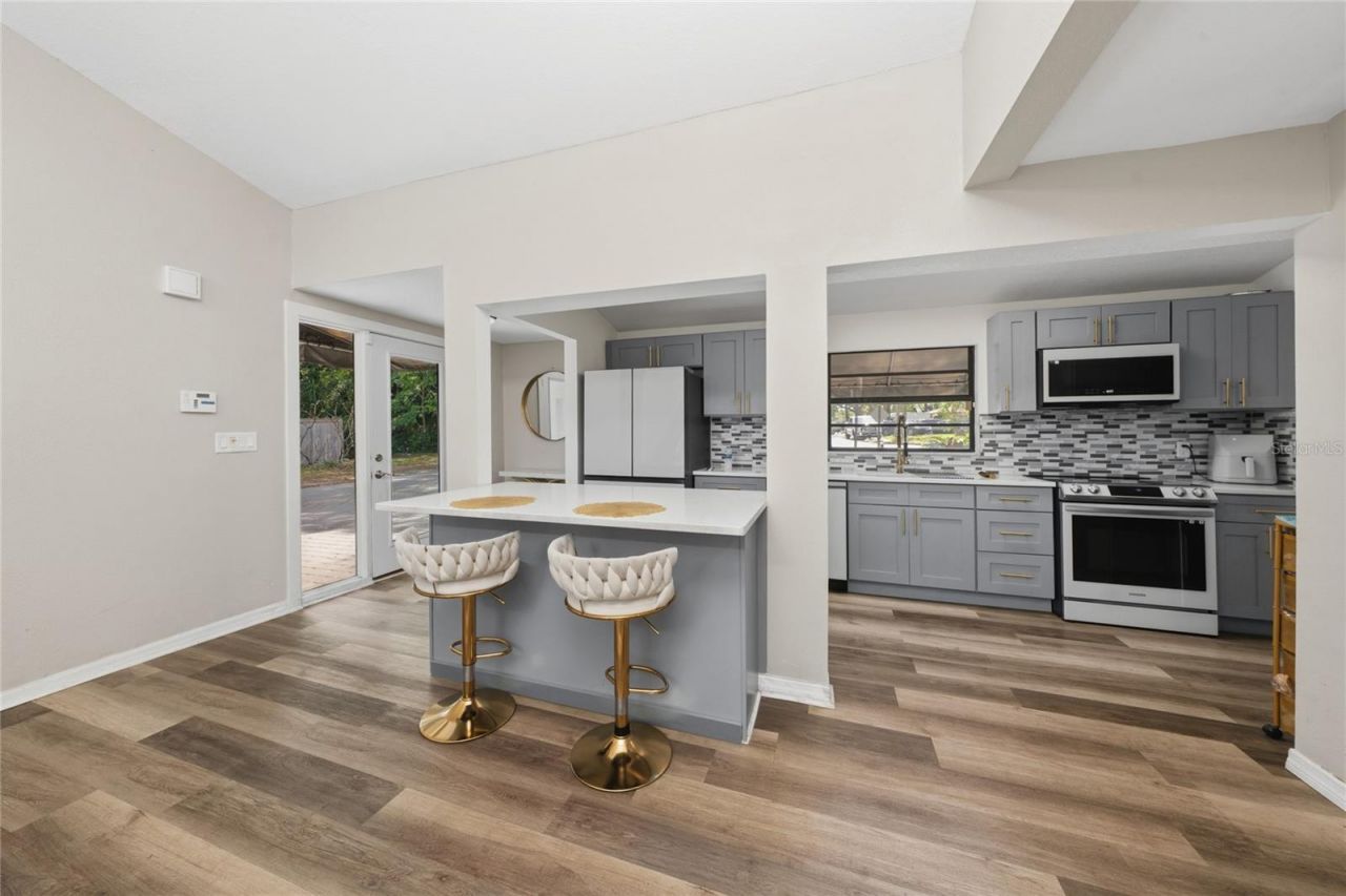 357 Ridgewood Street , Altamonte Springs, FL 32701 Photo