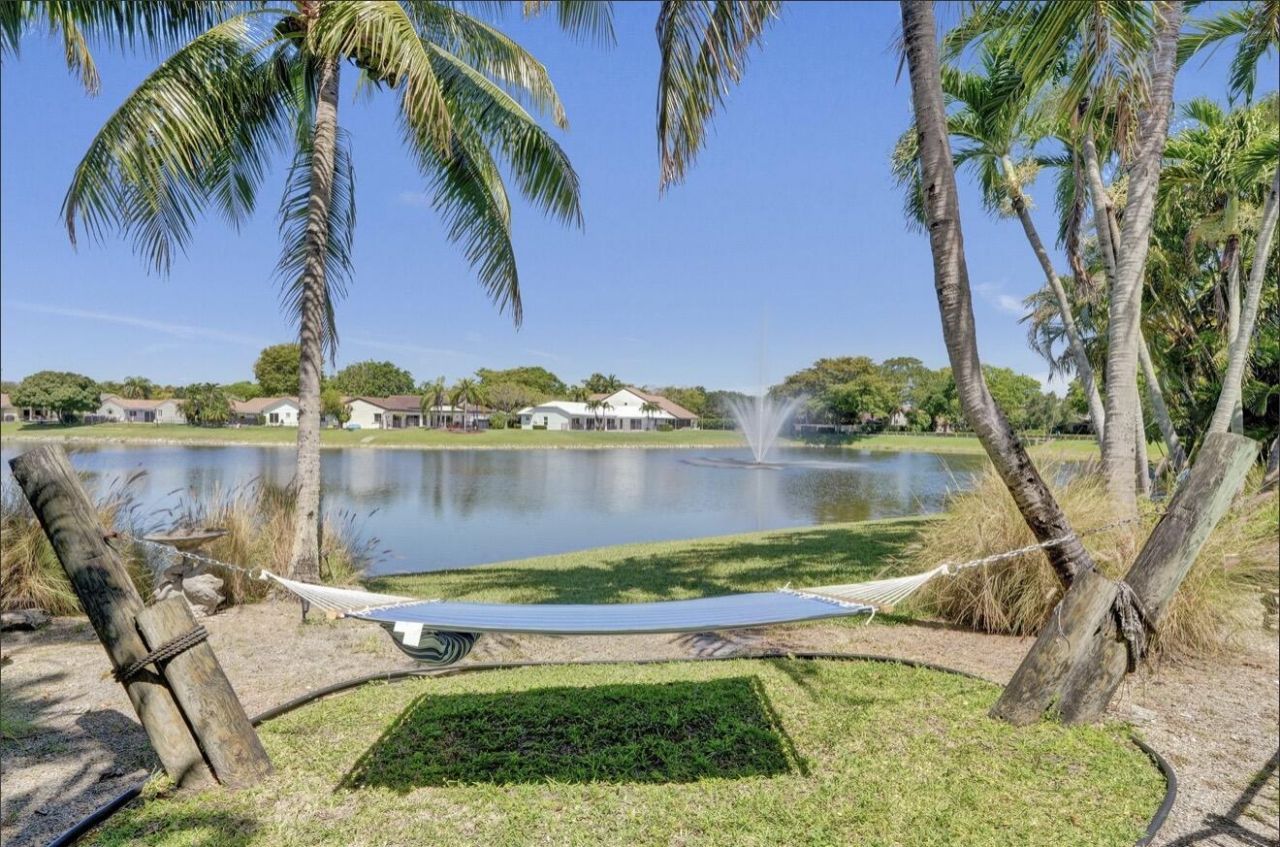 5102 NW 59th Way, Coral Springs, FL 33067 Photo