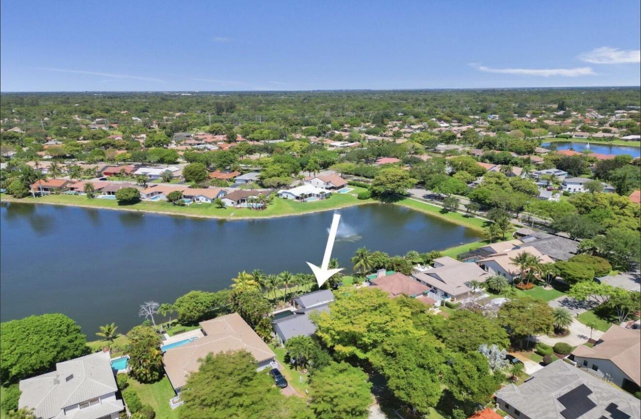 5102 NW 59th Way, Coral Springs, FL 33067 Photo