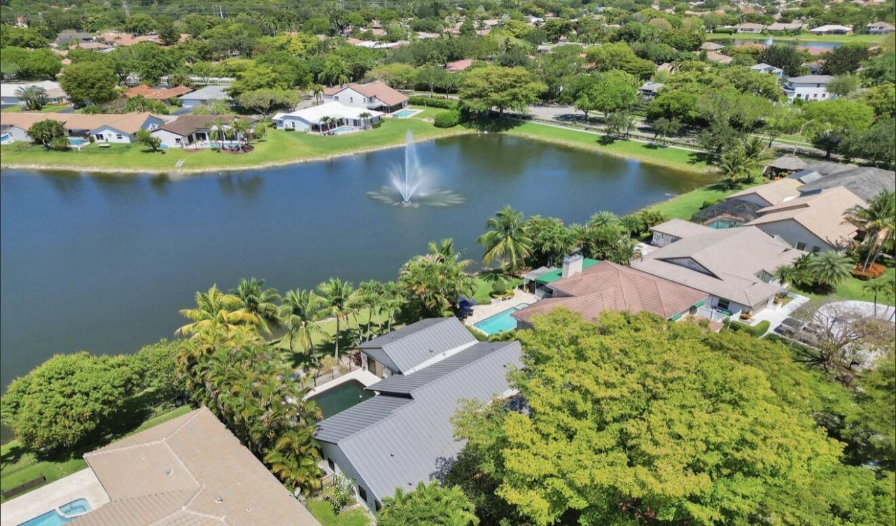 5102 NW 59th Way, Coral Springs, FL 33067 Photo