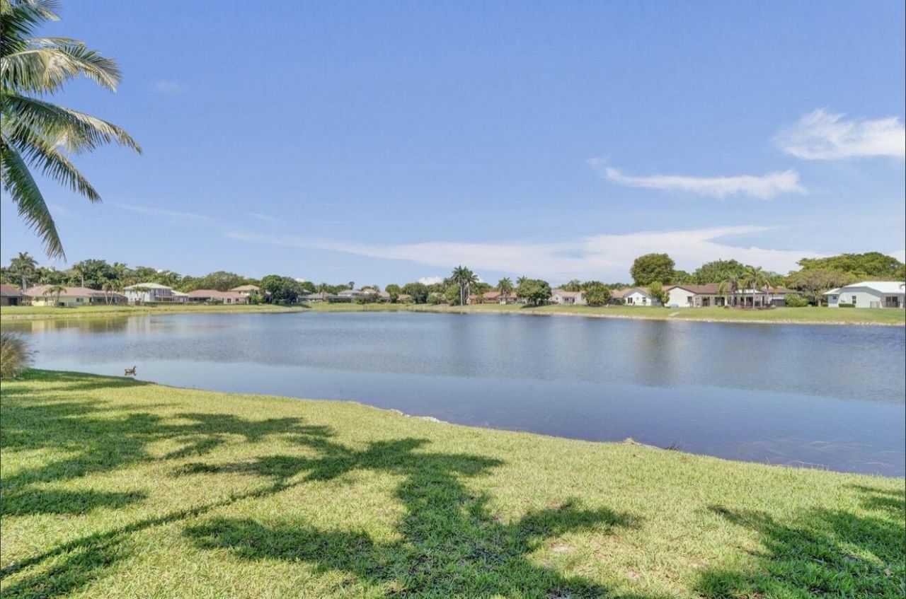 5102 NW 59th Way, Coral Springs, FL 33067 Photo