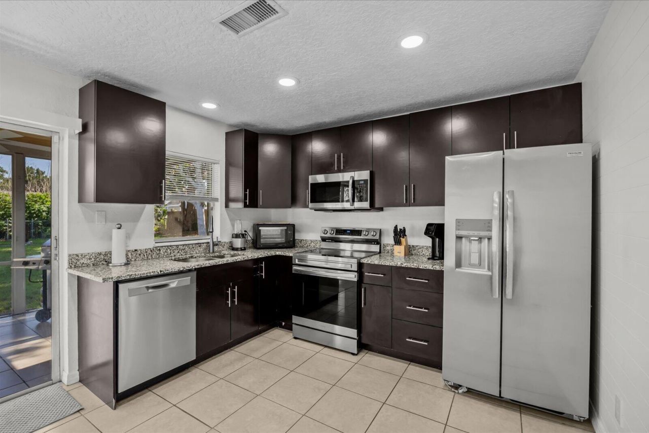 1549 SE Minorca Avenue, Port Saint Lucie, FL 34952 Photo