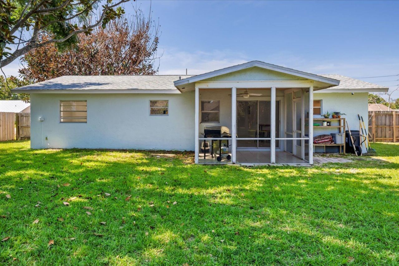 1549 SE Minorca Avenue, Port Saint Lucie, FL 34952 Photo