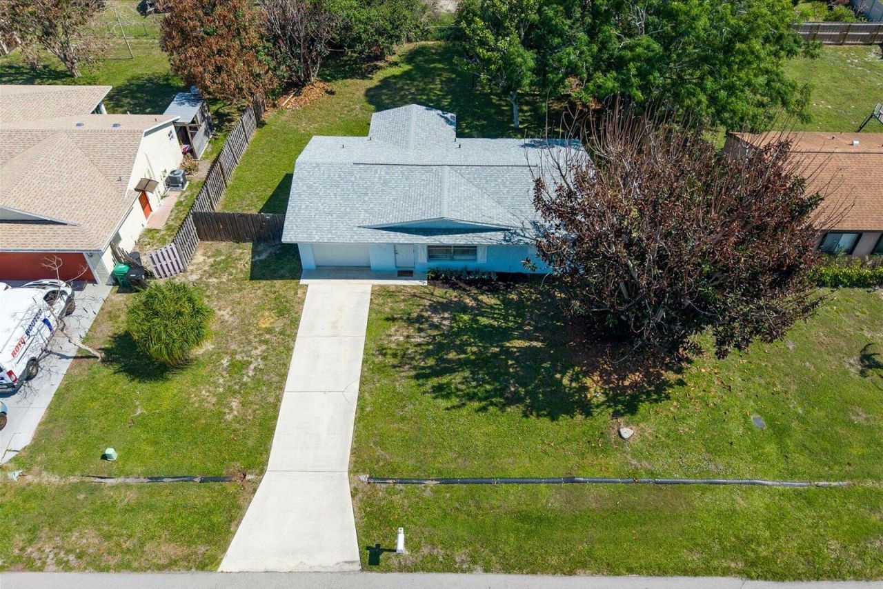 1549 SE Minorca Avenue, Port Saint Lucie, FL 34952 Photo