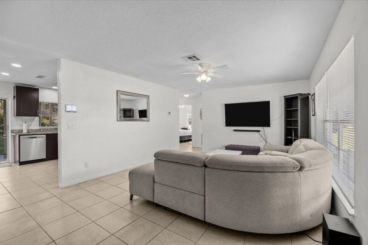 1549 SE Minorca Avenue, Port Saint Lucie, FL 34952 Photo