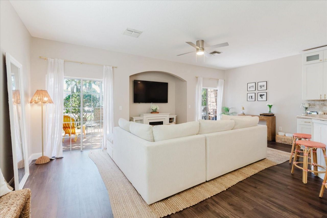 602 51st Avenue N, Saint Petersburg, FL 33703 Photo