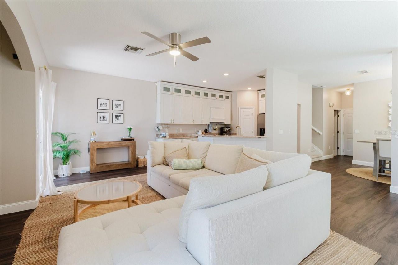 602 51st Avenue N, Saint Petersburg, FL 33703 Photo