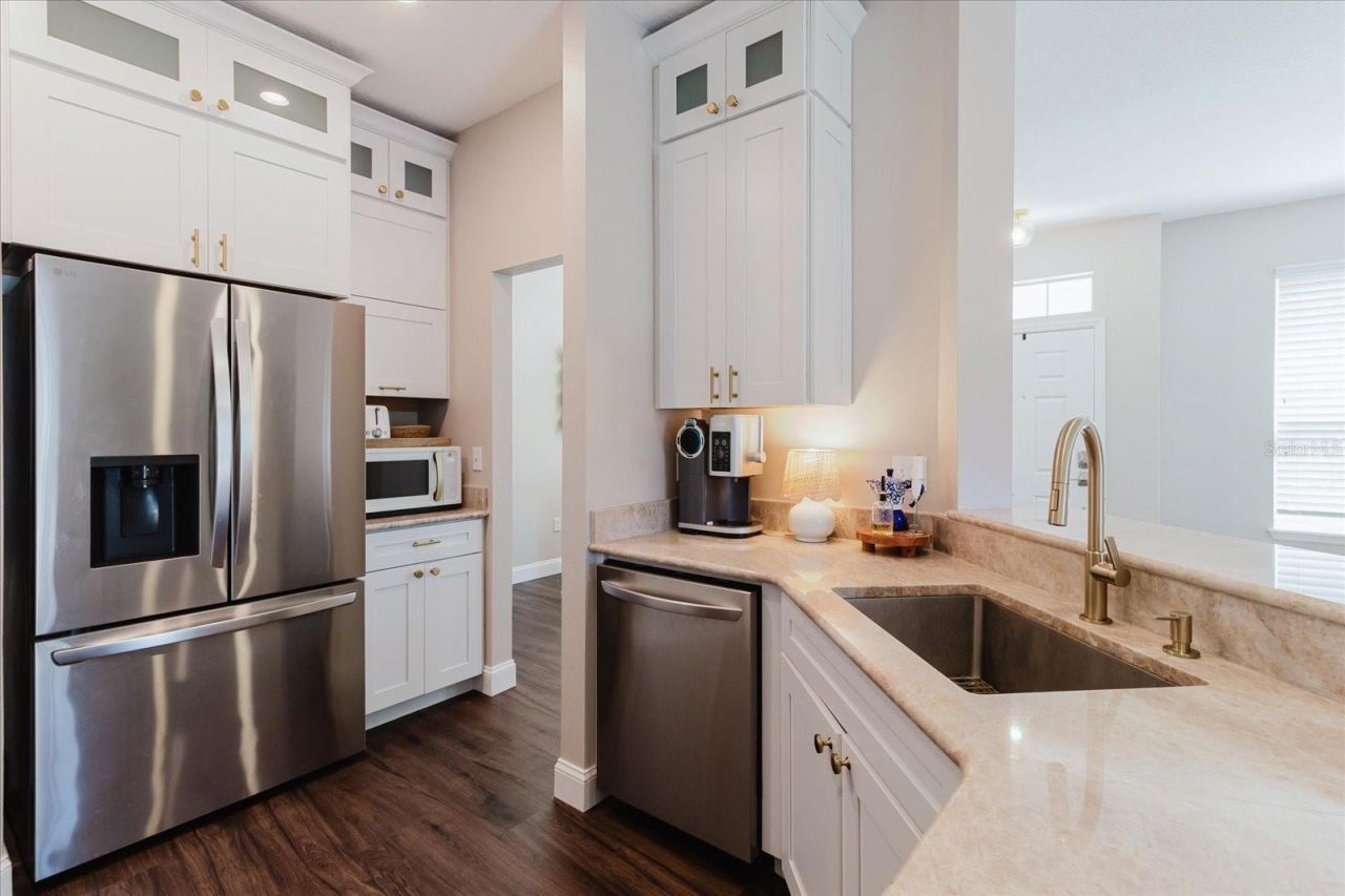602 51st Avenue N, Saint Petersburg, FL 33703 Photo