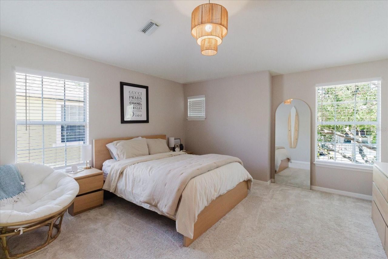602 51st Avenue N, Saint Petersburg, FL 33703 Photo