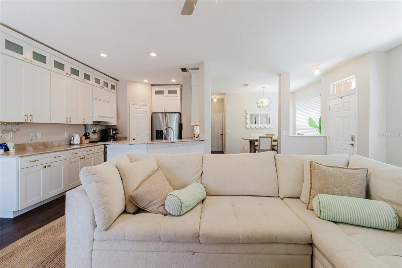 602 51st Avenue N, Saint Petersburg, FL 33703 Photo