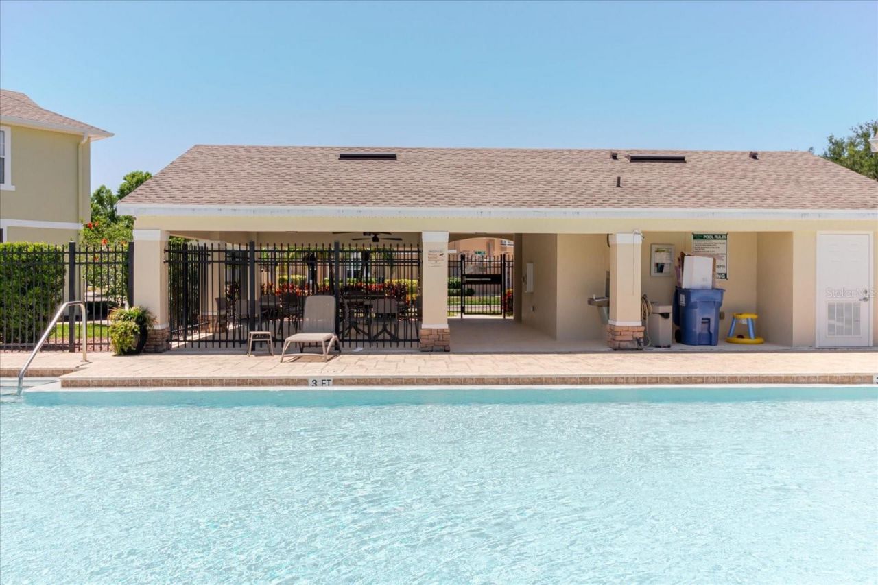 602 51st Avenue N, Saint Petersburg, FL 33703 Photo
