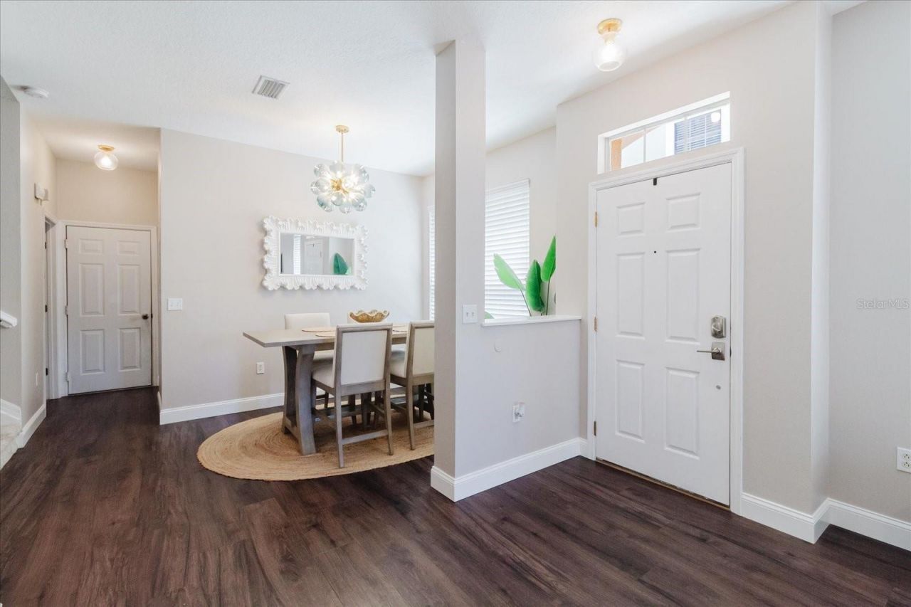602 51st Avenue N, Saint Petersburg, FL 33703 Photo