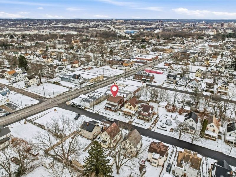 15 S Portland Avenue, Youngstown, OH 44509 Photo 3