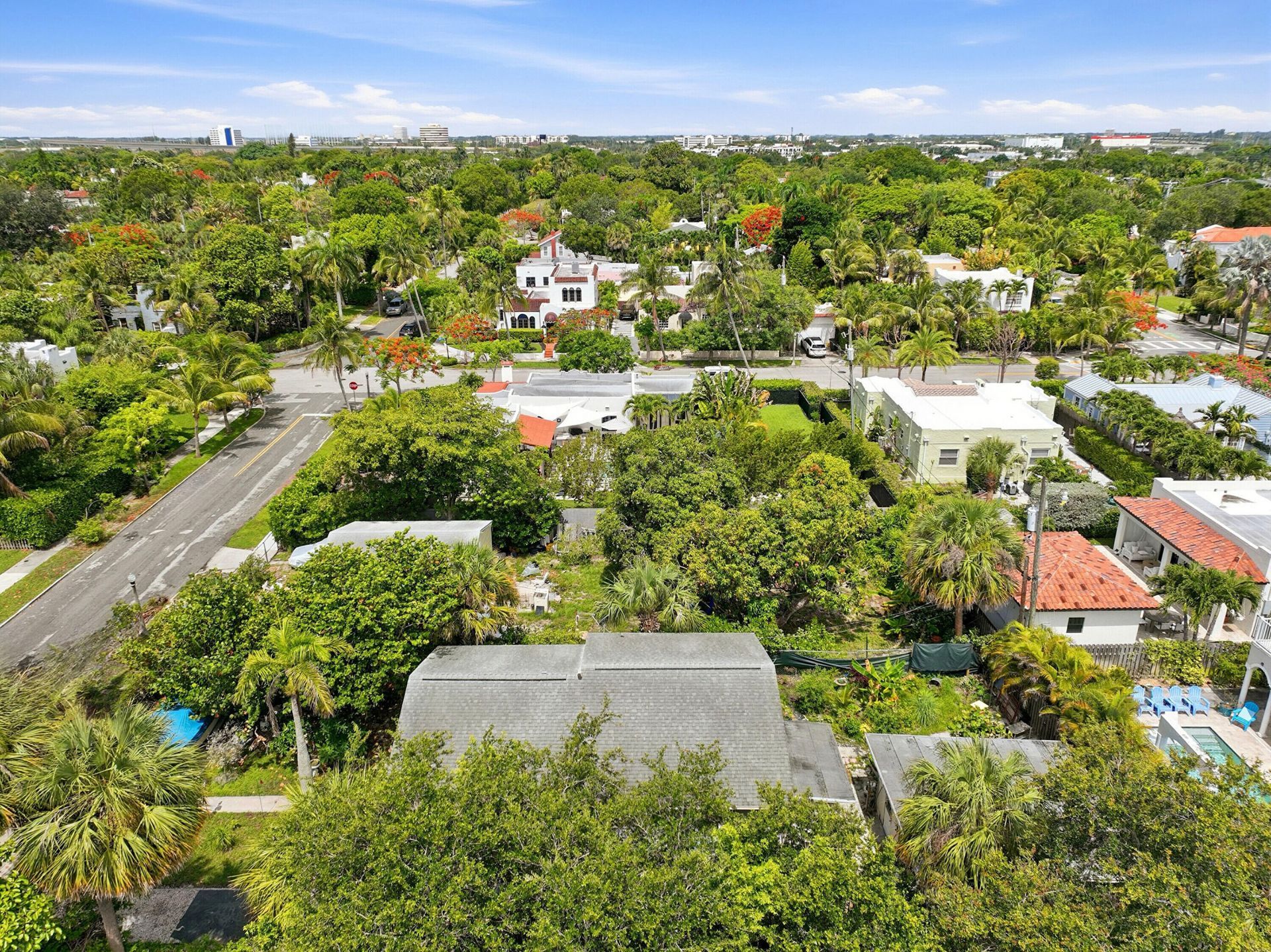 515 Biscayne Drive, West Palm Beach, FL 33401 Photo