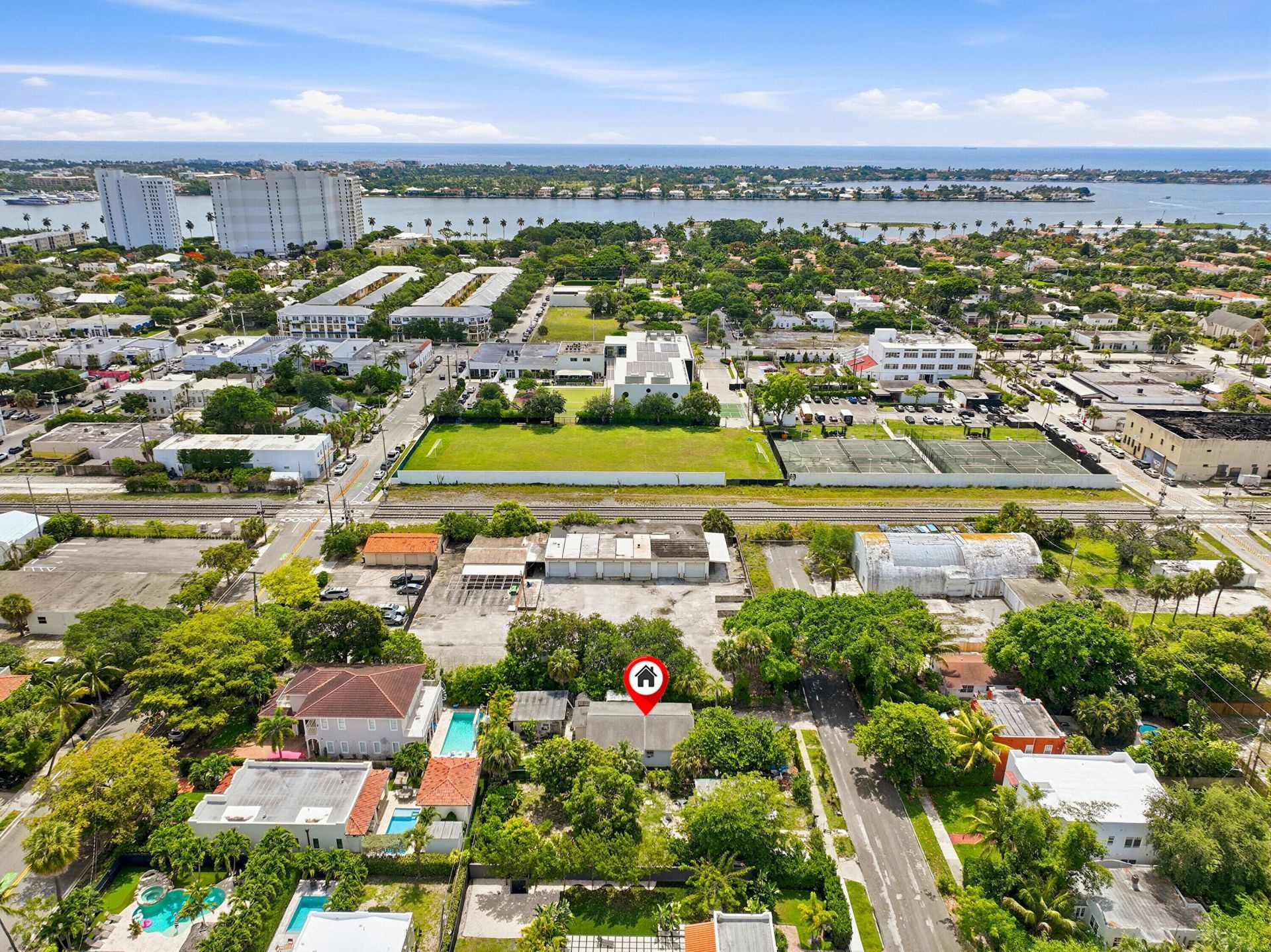 515 Biscayne Drive, West Palm Beach, FL 33401 Photo
