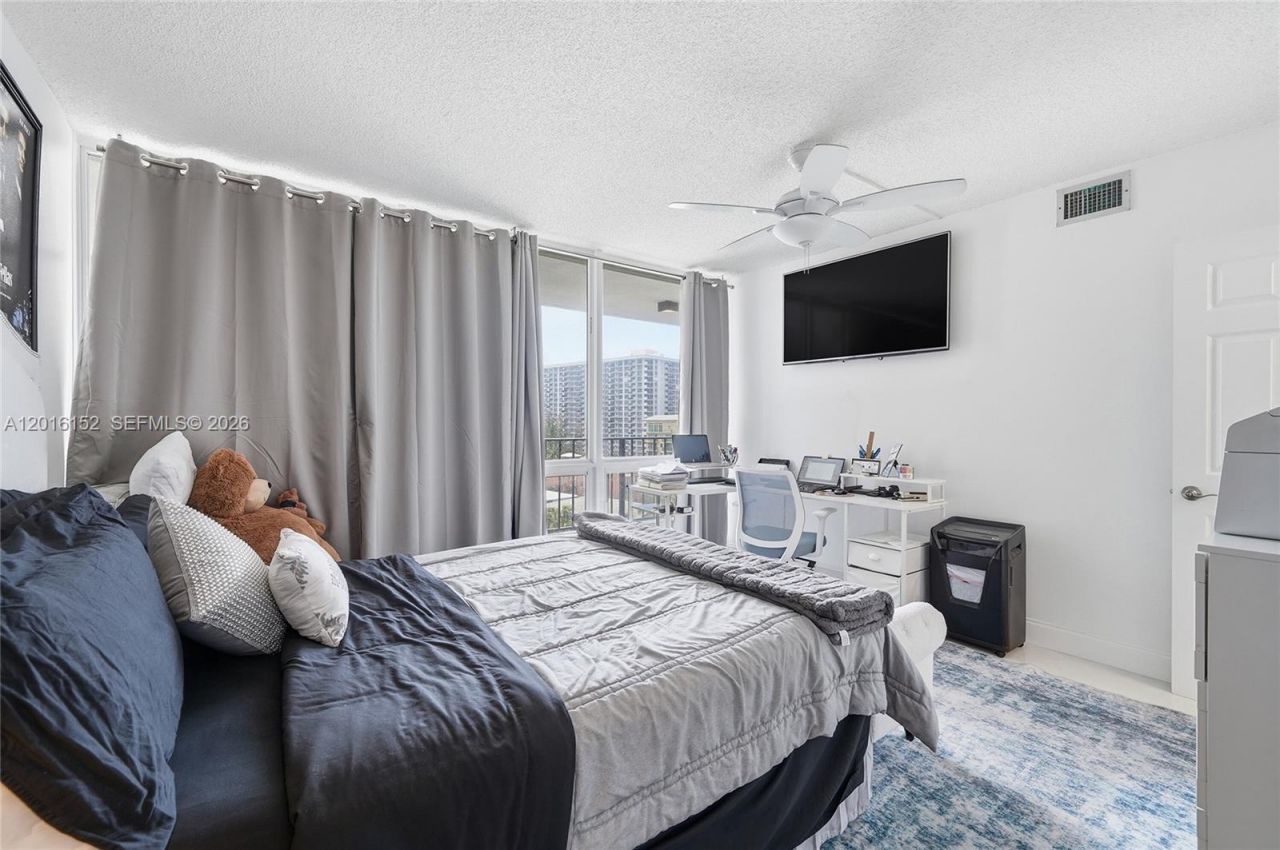 Please Call For Address, Unit 808, Pompano Beach, FL 33062 Photo