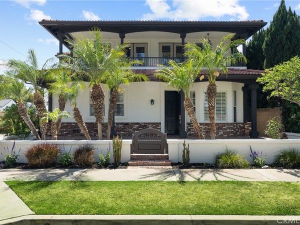 267 Mesa Dr, Costa Mesa, CA 92627