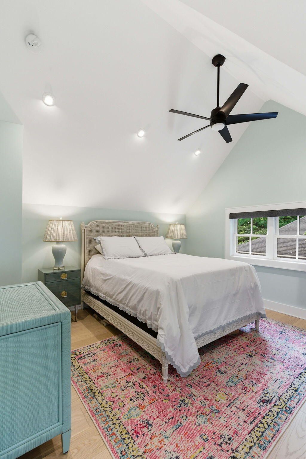 6 Beverly Road Photo 17
