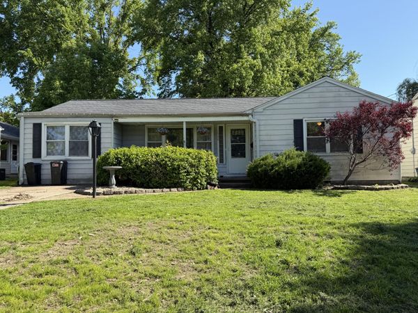 1326 E Jackson Street, Mexico, MO 65265
