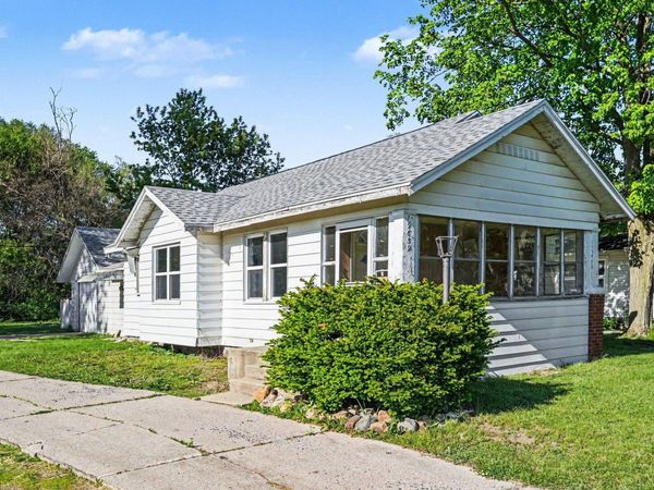 19659 Darden Road, South Bend, IN 46637