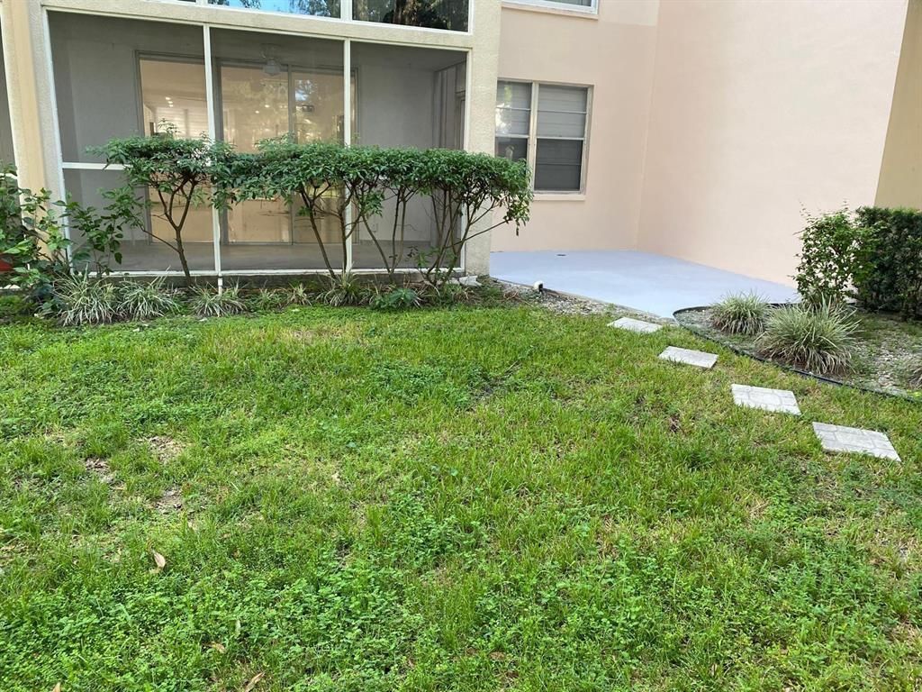 2600 NW 49th Avenue, Unit Apt 112, Lauderdale Lakes, FL 33313 Photo
