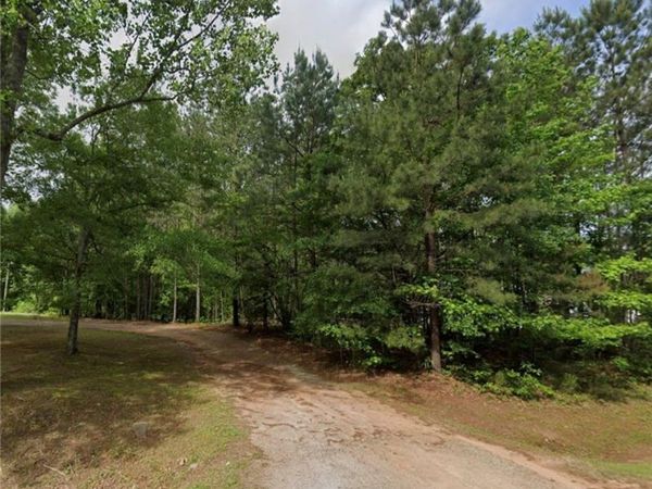 214 Walt Carmichael Road , Newnan, GA 30263