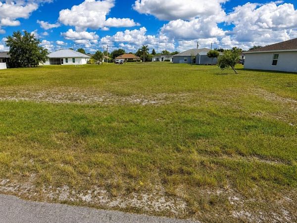 3813 NE 23RD AVENUE , CAPE CORAL, FL 33909