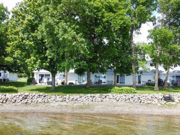 22710 Dunvilla Drive, Unit 6, Pelican Rapids, MN 56572