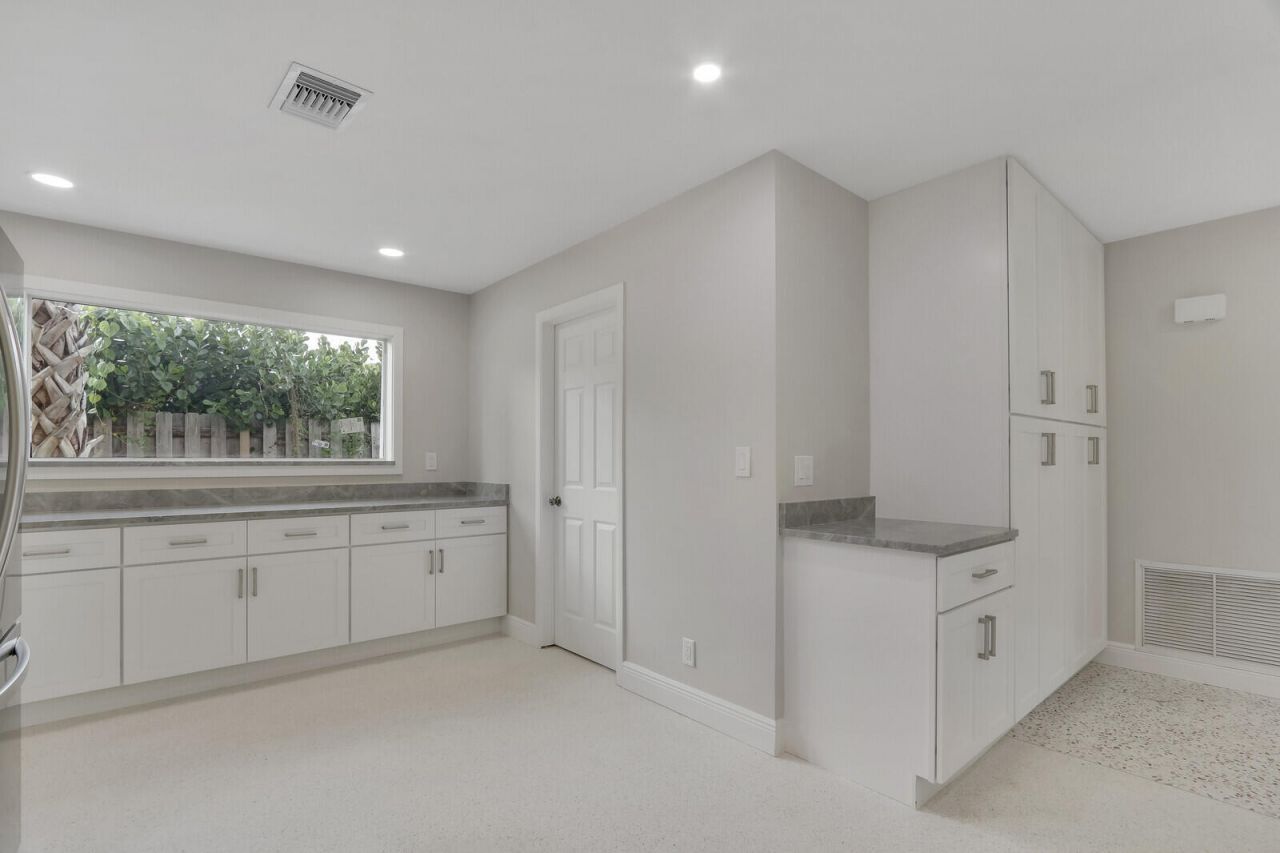 732 Pelican Way, North Palm Beach, FL 33408 Photo
