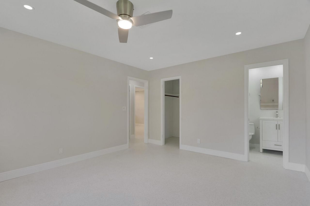 732 Pelican Way, North Palm Beach, FL 33408 Photo