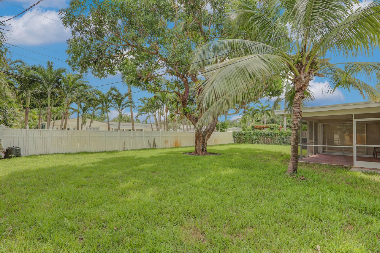 732 Pelican Way, North Palm Beach, FL 33408 Photo