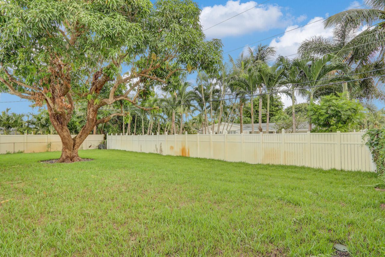 732 Pelican Way, North Palm Beach, FL 33408 Photo