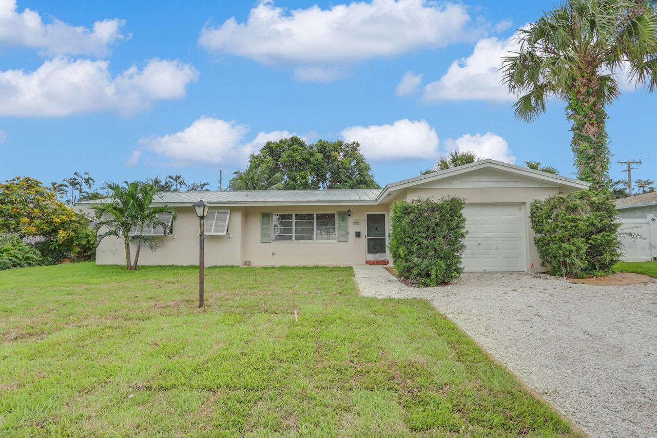 732 Pelican Way, North Palm Beach, FL 33408 Photo