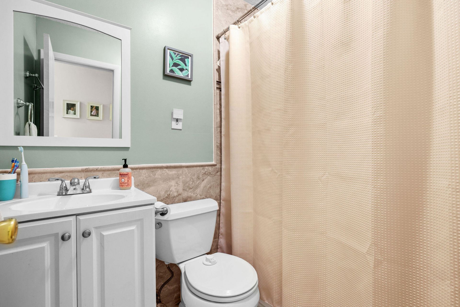 4366 Bamboo Drive, Palm Beach Gardens, FL 33410 Photo