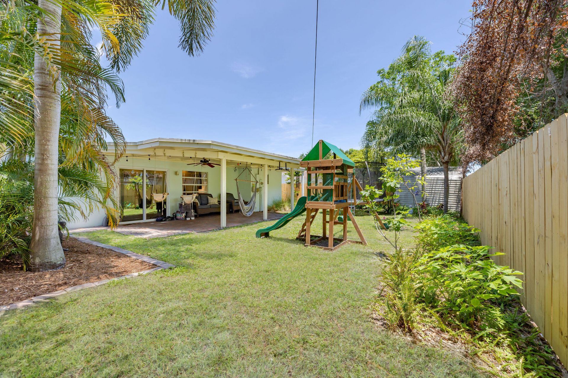 4366 Bamboo Drive, Palm Beach Gardens, FL 33410 Photo