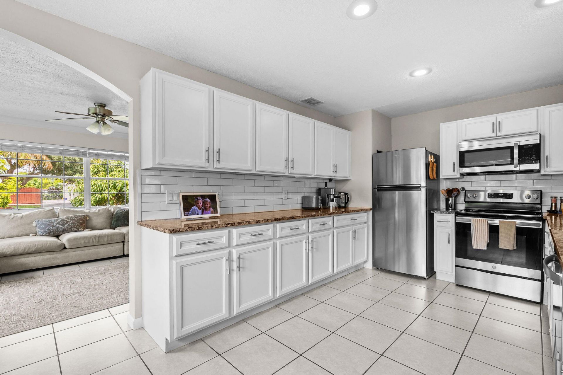 4366 Bamboo Drive, Palm Beach Gardens, FL 33410 Photo