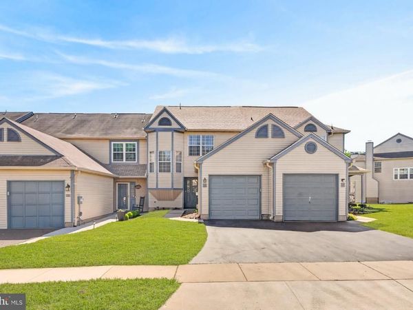 16 GOLDENROD COURT, TRENTON, NJ 08690