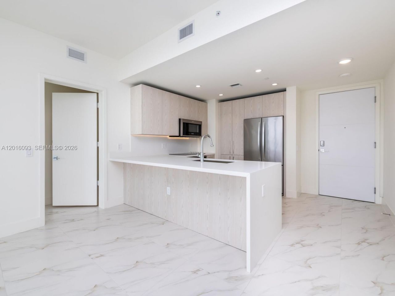 2000 S Metropica Way, Unit 2007, Sunrise, FL 33323 Photo