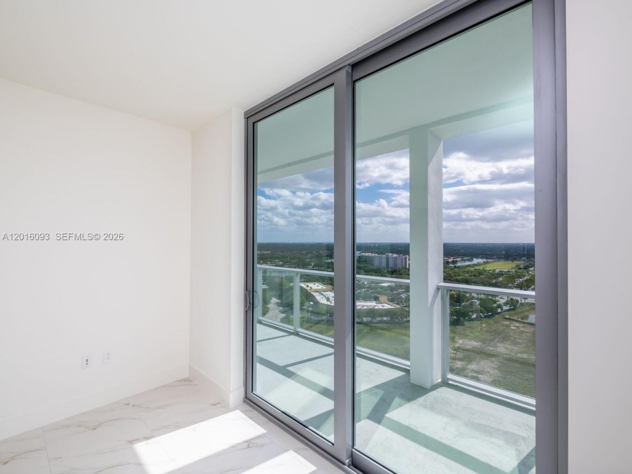2000 S Metropica Way, Unit 2007, Sunrise, FL 33323 Photo