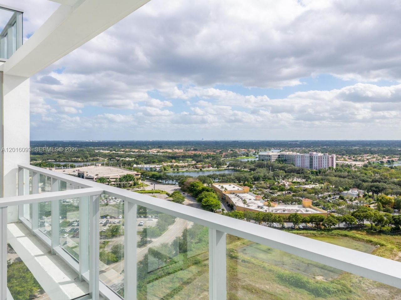 2000 S Metropica Way, Unit 2007, Sunrise, FL 33323 Photo