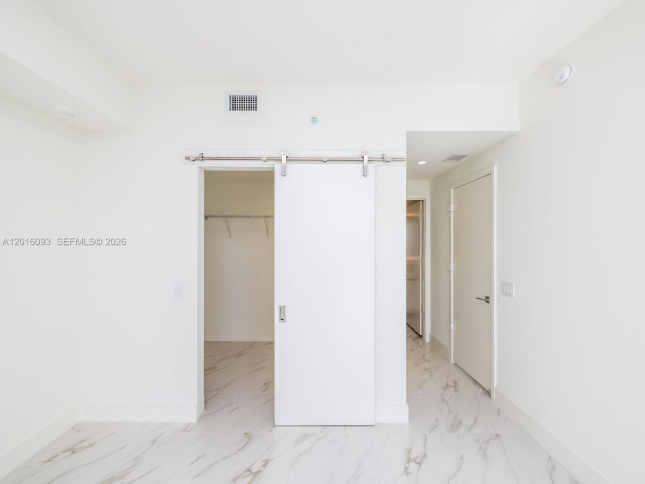 2000 S Metropica Way, Unit 2007, Sunrise, FL 33323 Photo