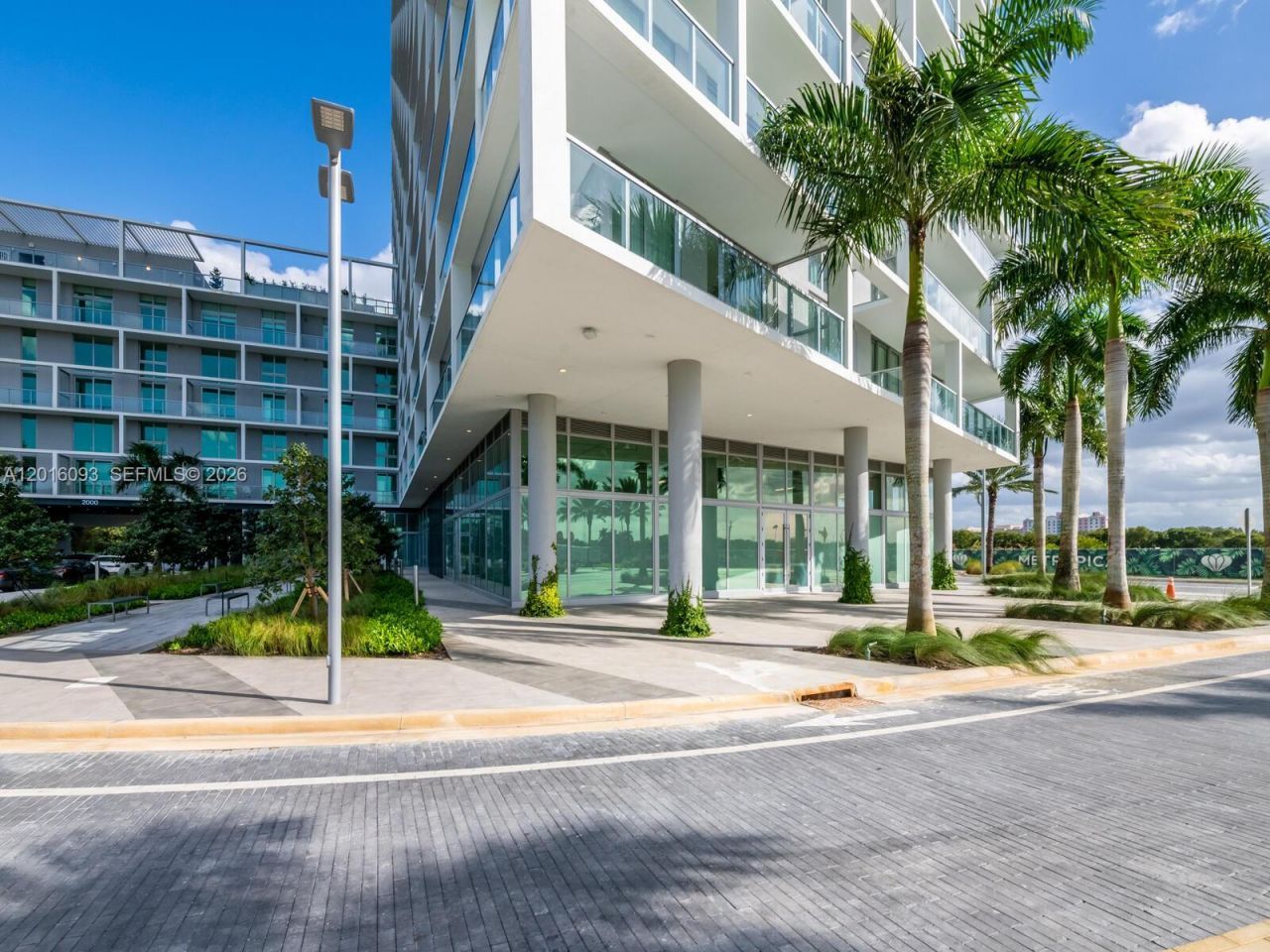 2000 S Metropica Way, Unit 2007, Sunrise, FL 33323 Photo