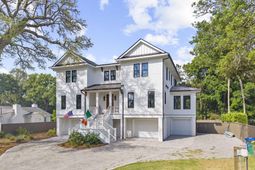 19 26th Avenue photo 4