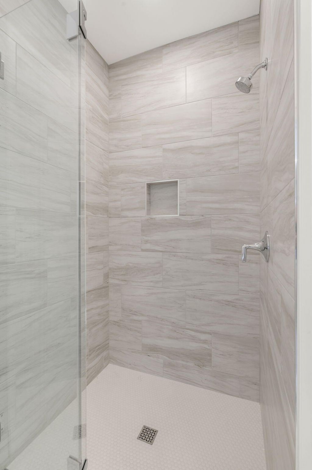 19 26th Avenue Photo 68