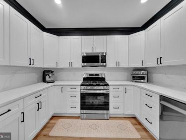 126 TIMBERLAKE DRIVE , EWING, NJ 08618