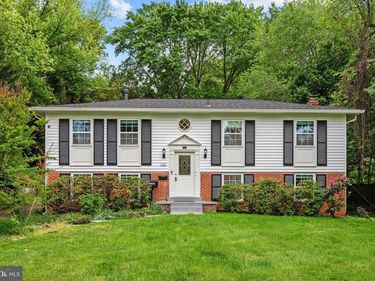 318 LAWYERS ROAD NW, VIENNA, VA 22180