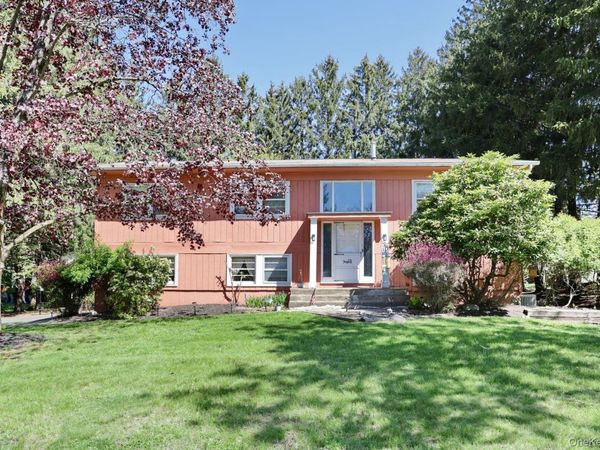 4 Crabapple Court , Monsey, NY 10952